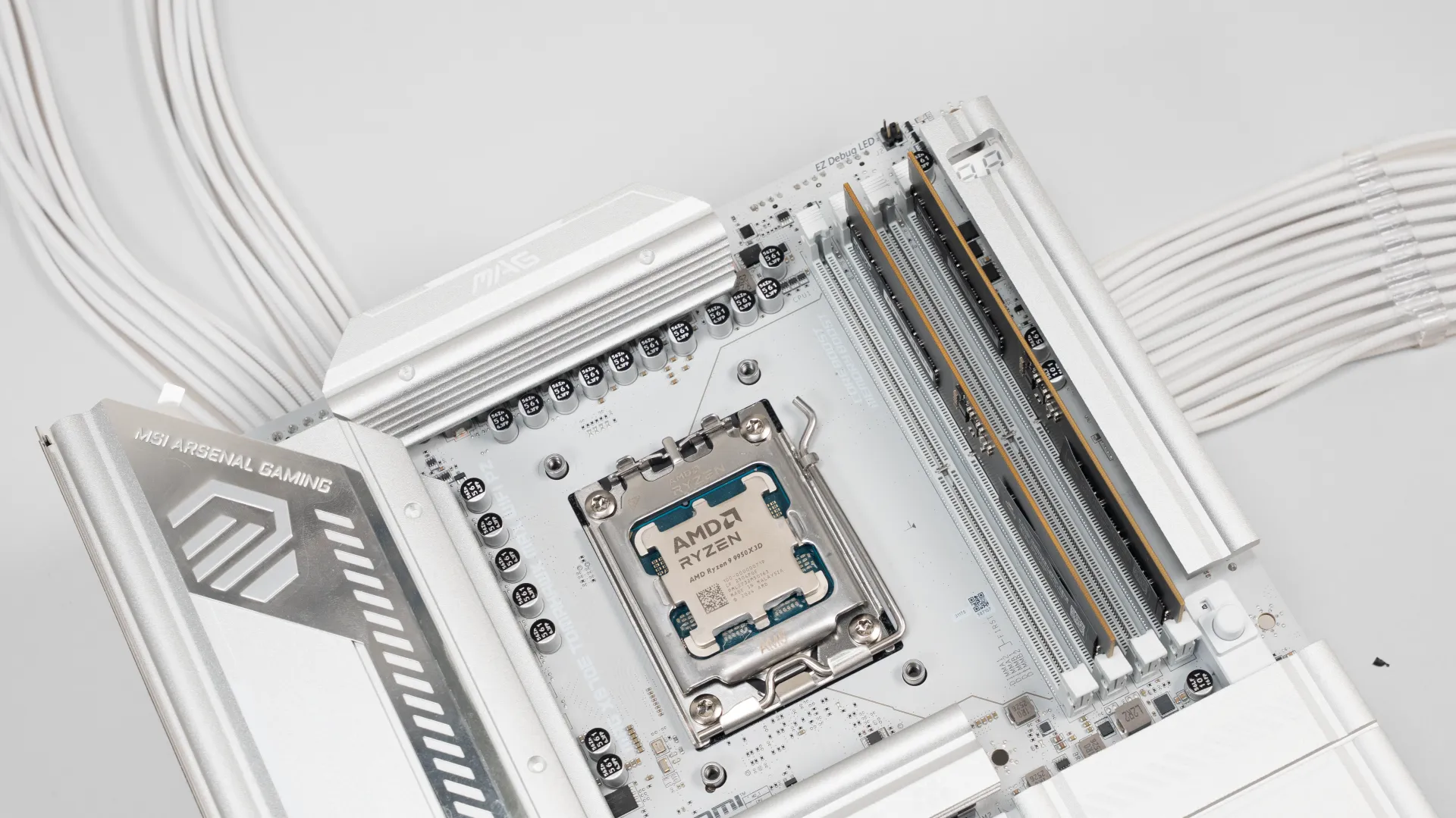 MSI MAG X870E 토마호크 맥스 WIFI PZ - 공식 리뷰
